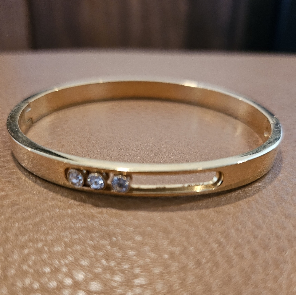 Messika inspired Noa bangle